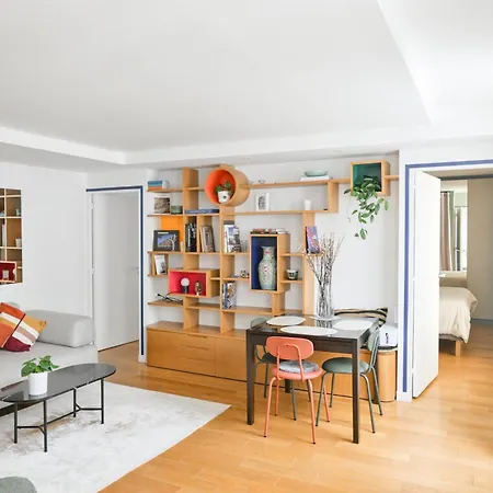 Architect-designed In Le Marais District
